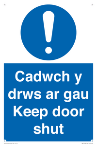 Cadwch y drws ar gau Keep door shut